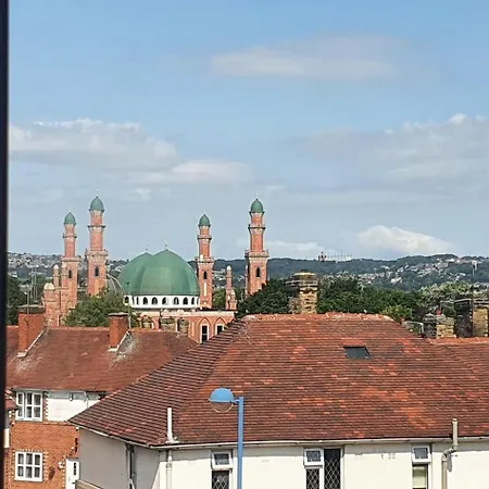 Apartment Travellers - St Lukes Bradford *